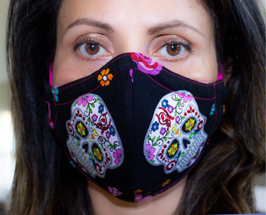 the-very-best-fitted-fabric-face-mask-daisy-multifac-tica